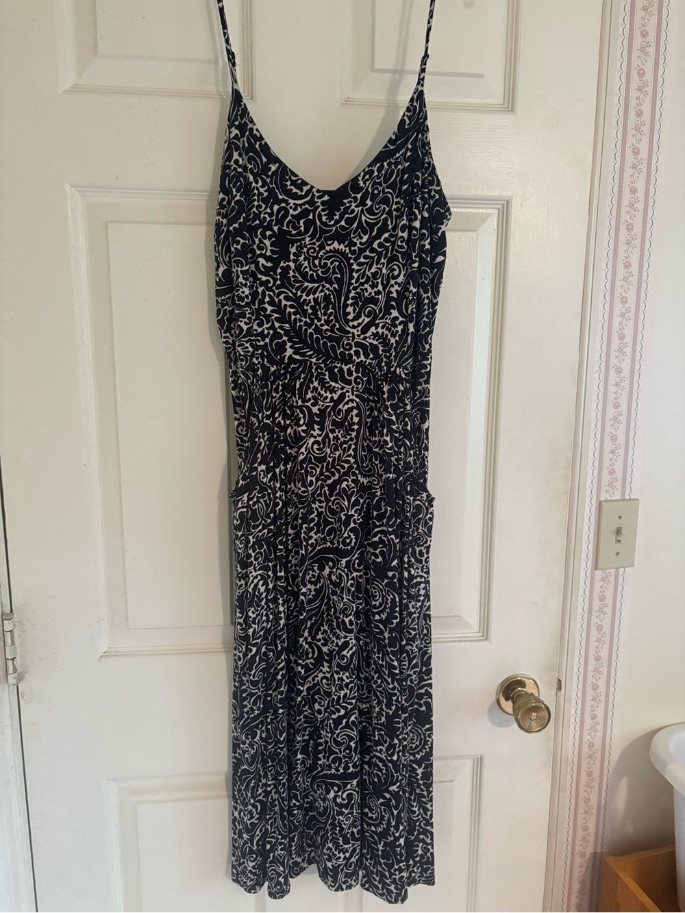 Black & White Paisley Spaghetti-Strap Dress